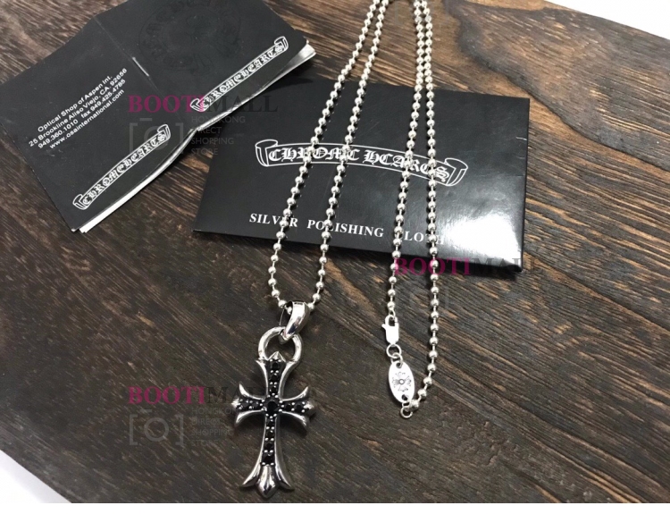 ũ Chrome hearts 